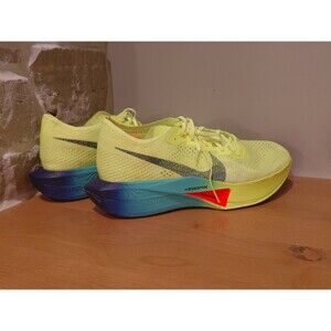 NEW Nike ZoomX VaporFly Next% 3 Green, Blue, Orange (Size 14)